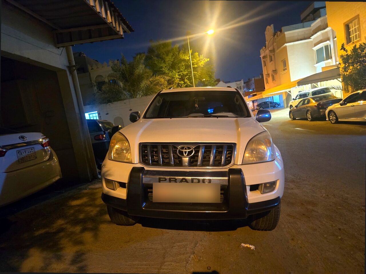 Riffa, Vehicles, Cars & Trucks , BHD 3100,  Totyota Prado,  2005,  Automatic,  198000 KM,  Toyota Prado  For Sale - Low Mileage