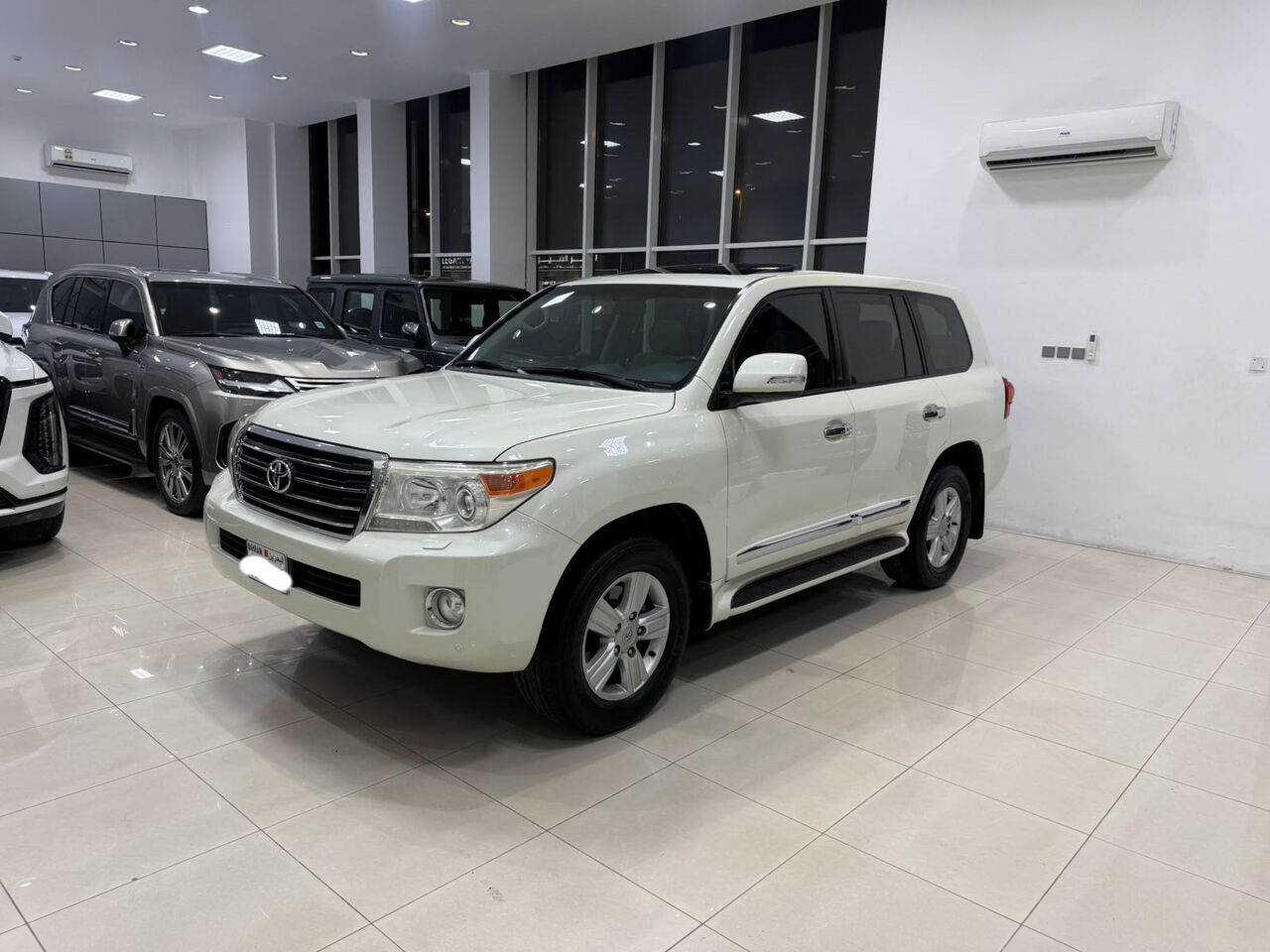 Manama, Vehicles, Cars & Trucks , BHD 12600,  Toyota Land Cruiser GX-R,  2015,  Automatic,  177100 KM,    (White)