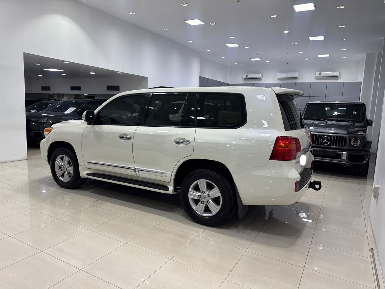 Manama, Vehicles, Cars & Trucks , BHD 12600,  Toyota Land Cruiser GX-R,  2015,  Automatic,  177100 KM,    (White)