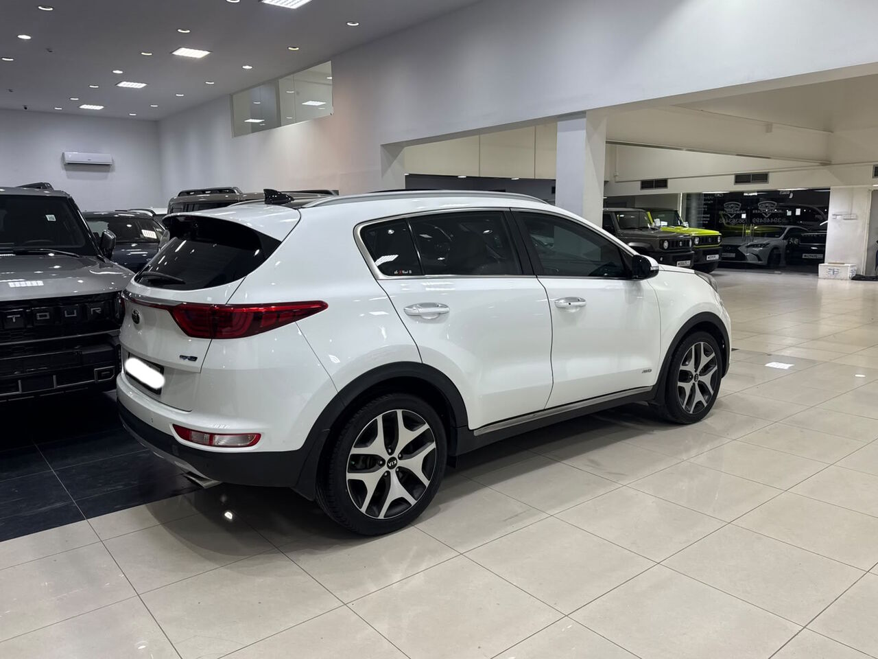 Manama, Vehicles, Cars & Trucks , BHD 4900,  Kia Sportage GT-line,  2018,  Automatic,  89500 KM,    (White)