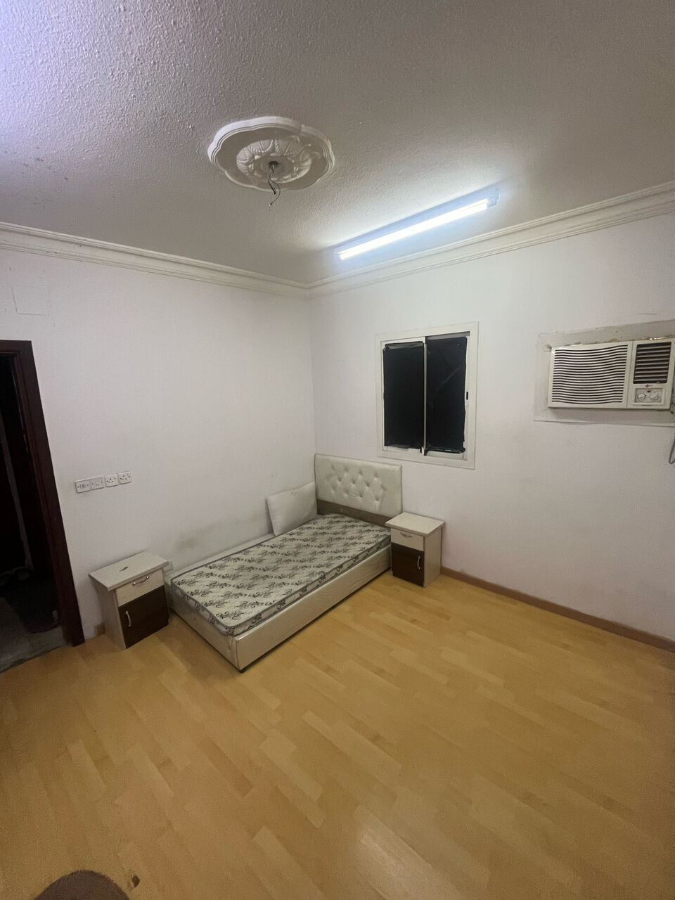 Riyadh, Rooms for Rent, SAR 1200/year,  35 Sqm Furnished Room For Rent In Prime Locatio