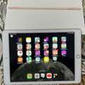 SAR 500,  Apple  IPad 6 Gen  9.7 Inch 32gb 100 % Original Condition - B