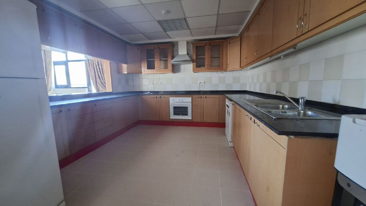 Mahooz, Apartments, Flats, Houses & Villas, BHD 650/year,  3 BR,  Fully Furnished 3 Bedroom 3 Bathroom Balcony With Ewa Flat For Rent In : Mahooz