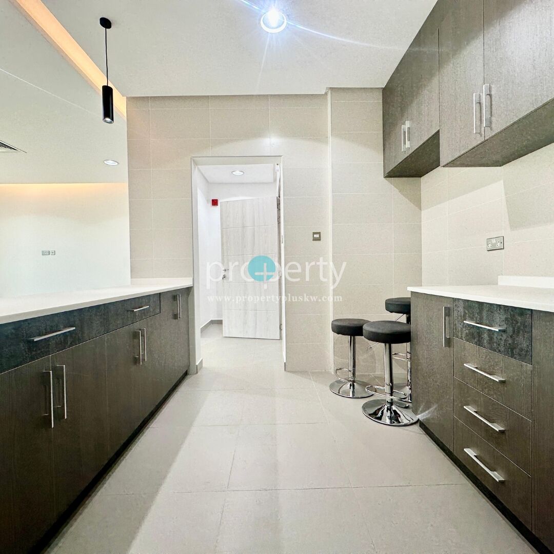 Kuwait City, Apartments, Flats, Houses & Villas, KWD 800/month,  3 BR,  Brand New 3 Bedroom Apartment In Kuwait City