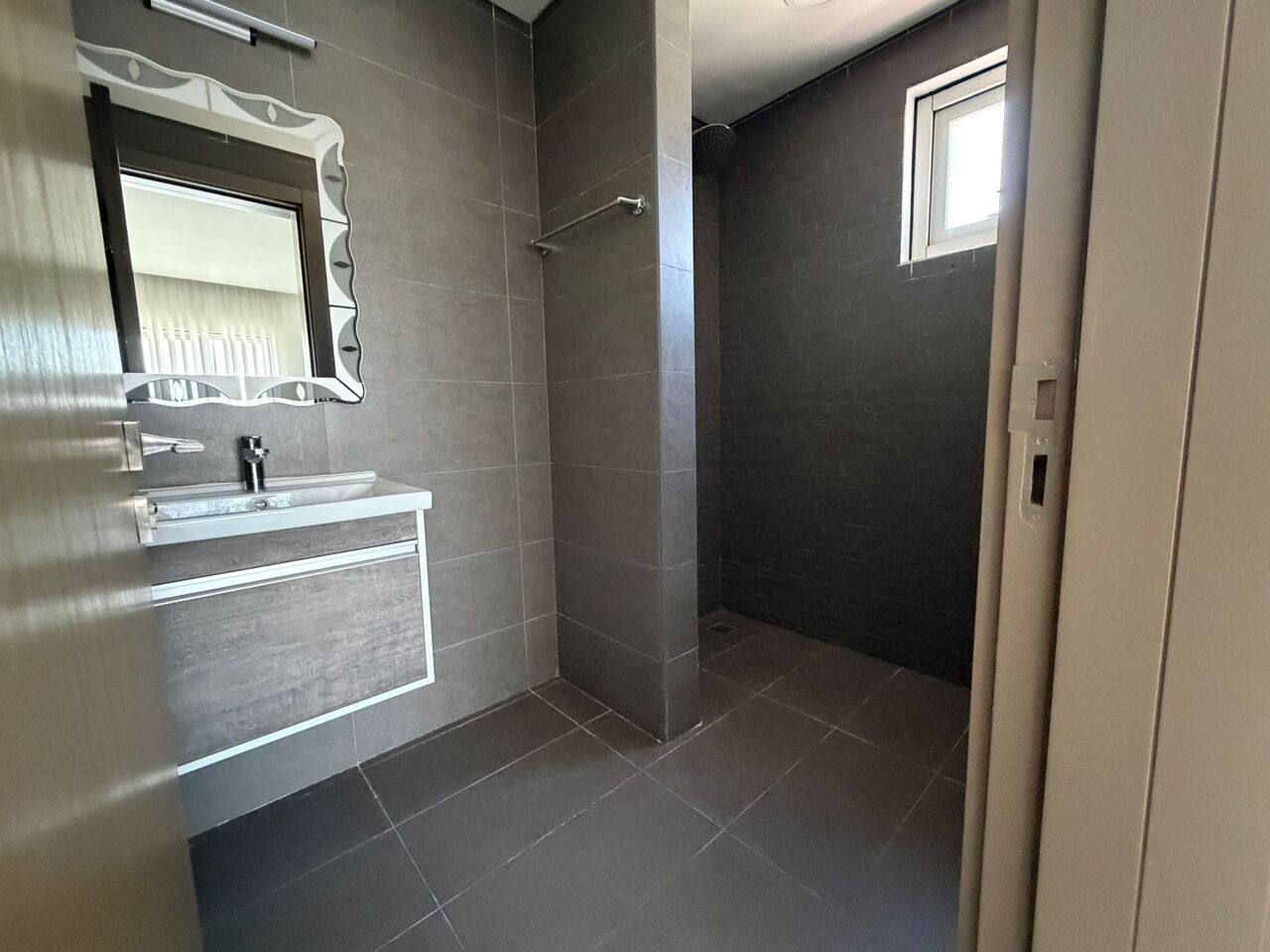 Segaya, Offices, BHD 450,  2-ROOM OFFICE FLAT FOR RENT IN SEGAYA