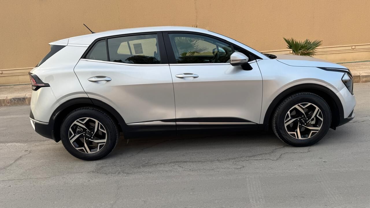 Riyadh, Vehicles, Cars & Trucks , SAR 67000,  KIA SPORTAGE,  2024,  Automatic,  90000 KM,  4X4 DRIVE MID 100% ORIGINAL CONDITION