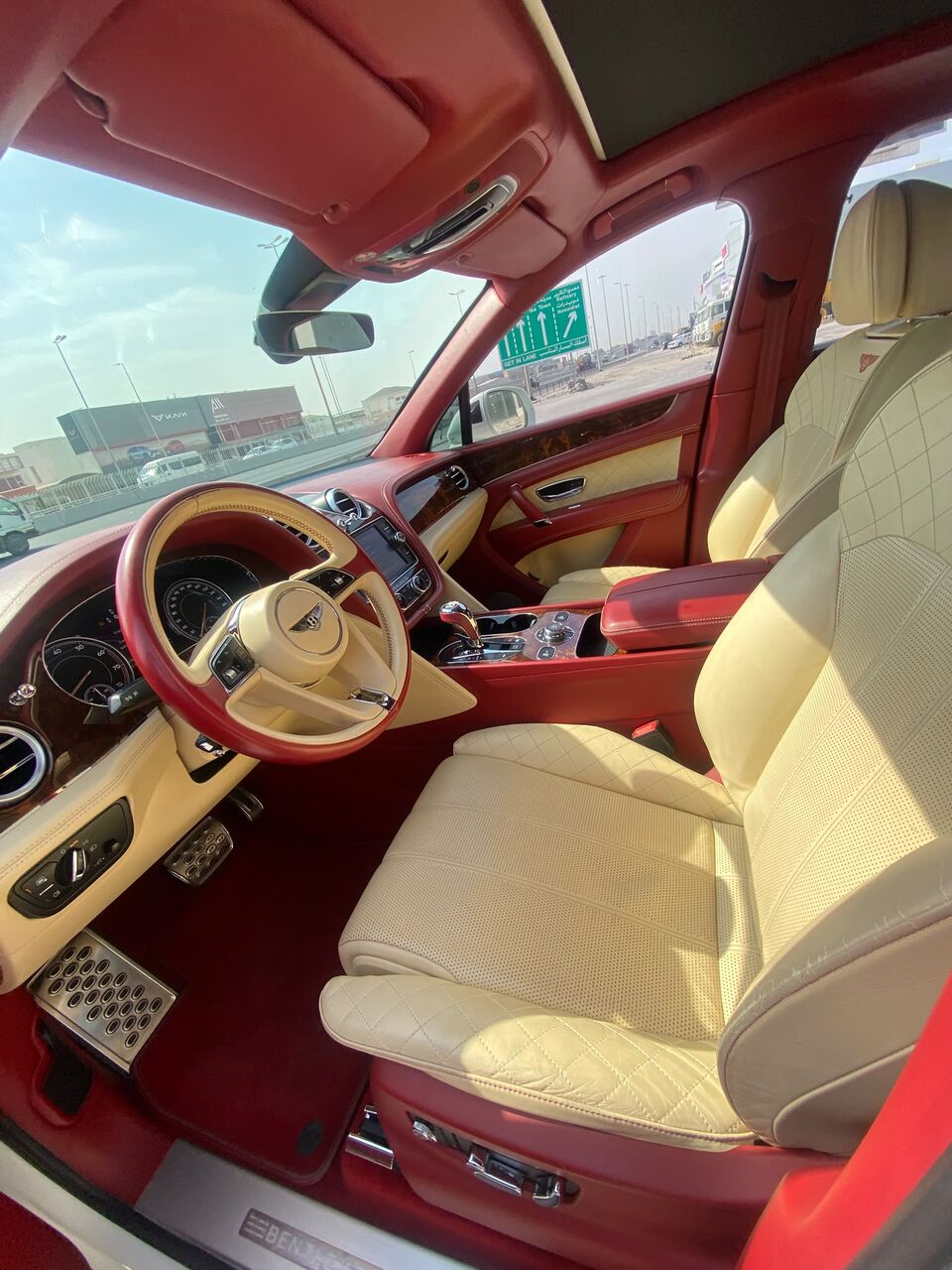 Manama, Vehicles, Cars & Trucks , BHD 21900,  Bentley Bentayga,  2017,  Automatic,  126200 KM,    (White)