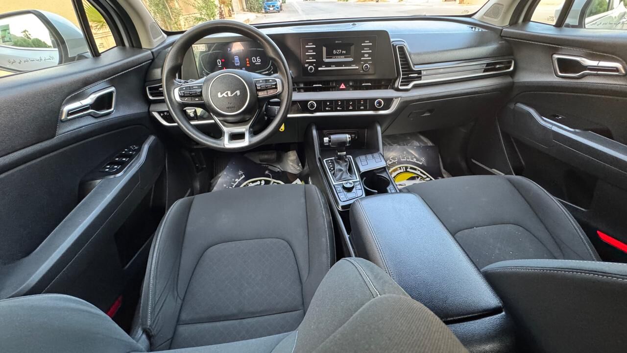 Riyadh, Vehicles, Cars & Trucks , SAR 67000,  KIA SPORTAGE,  2024,  Automatic,  90000 KM,  4X4 DRIVE MID 100% ORIGINAL CONDITION 6