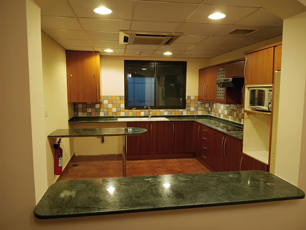 Sanabis, Apartments, Flats, Houses & Villas, BHD 450/month,  Furnished,  2 BR,  Unlimited EWA - FF 2 Bedroom 3 Washroom Hall Kitchen