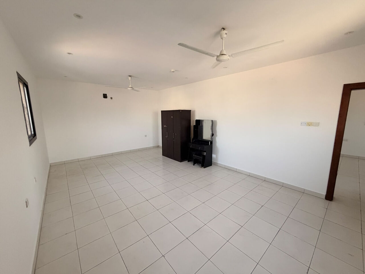 Zinj, Apartments, Flats, Houses & Villas, BHD 190/year,  2 BR,  RENT - FLAT IN ZING FAMILY AREA