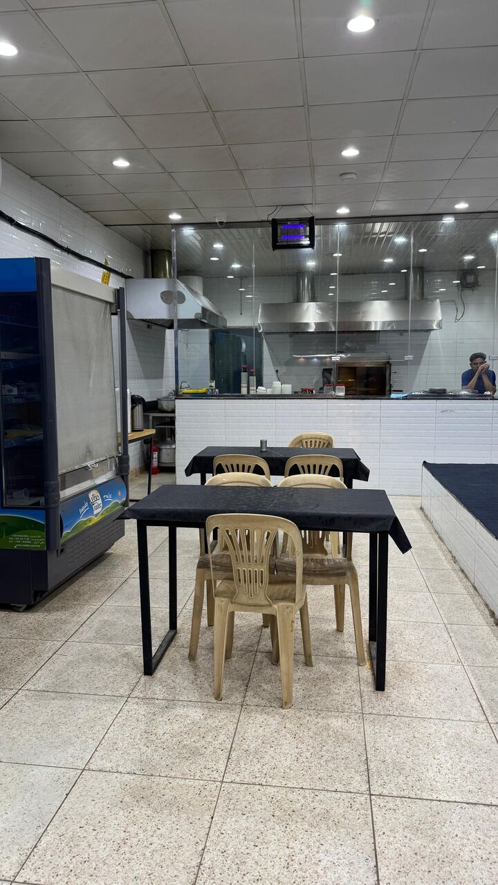 Abha, Shops, مطعم للبيع