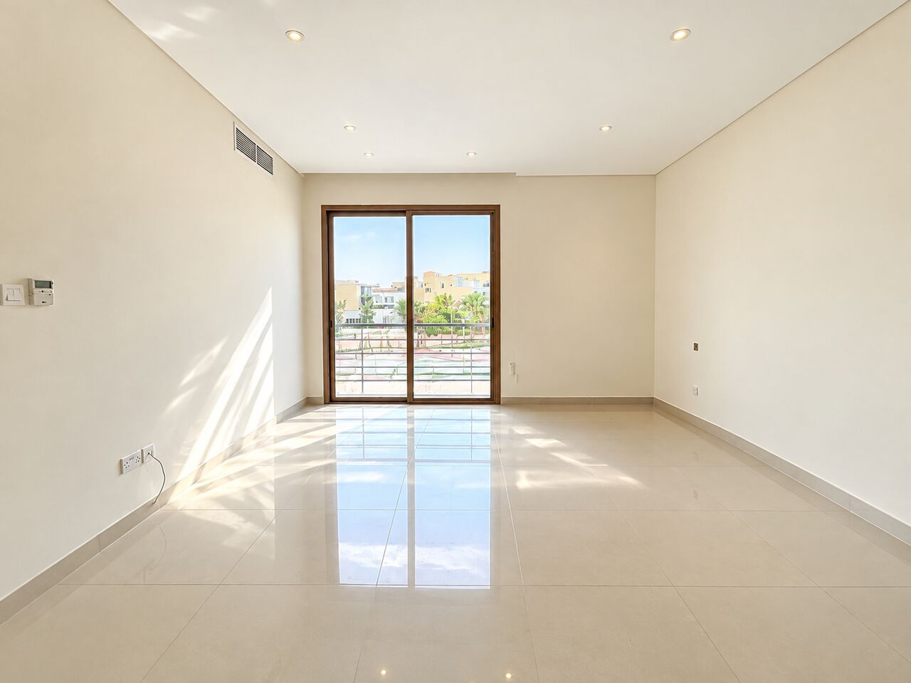 Saar, Villas, BHD 1900,  Furnished,  490 Sq. Meter,  Spacious 4BR Villa | Private Pool & Garden | Compound Amenities