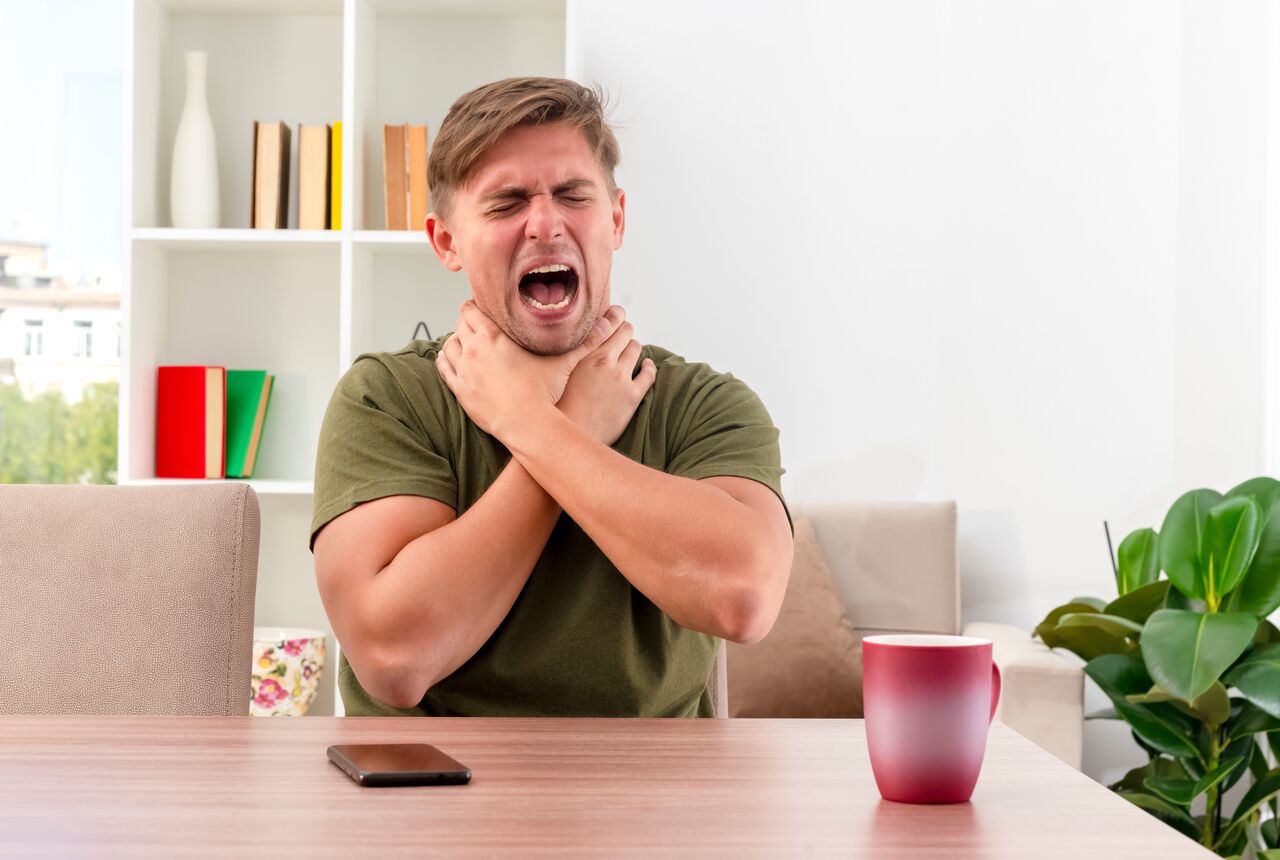 New Delhi, Health, Painful Sore Throat And Earache Often Occur Together