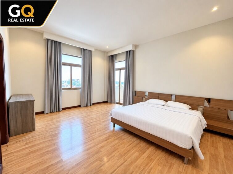 Juffair, Apartments, Flats, Houses & Villas, BHD 350/month,  Furnished,  2 BR,  125 Sq. Meter,  AFFORDABLE | HOUSEKEEPING | SPACIOUS
