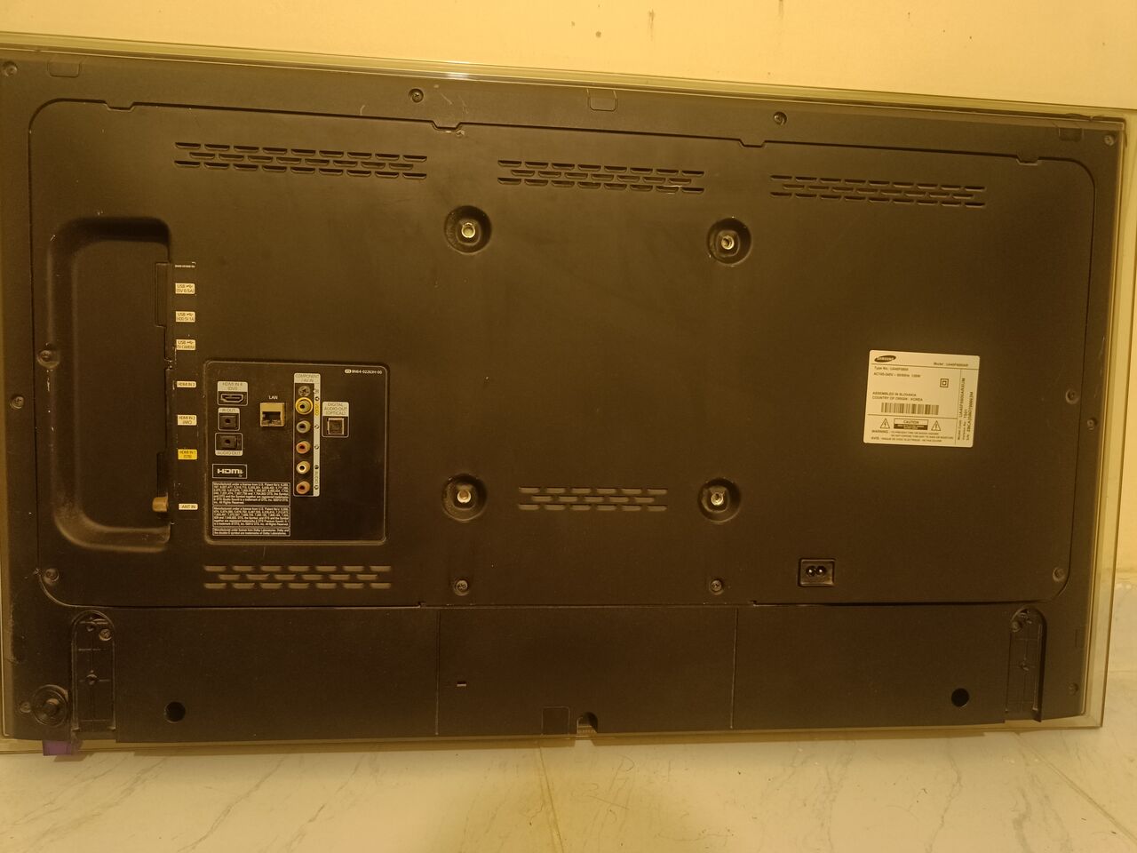 Jeddah, Appliances, SAR 420,  Original Samsung 40 Smart LED TV For Sale - Excellent Condition