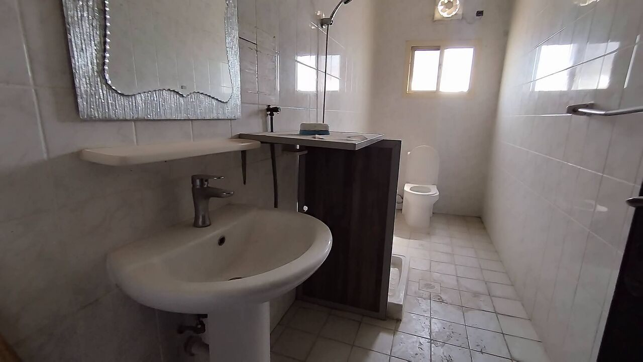 Manama, Apartments, Flats, Houses & Villas, BHD 120/year,  2 BR,  Tashan:- 2Bhk Unfurnished Flat On Rent..