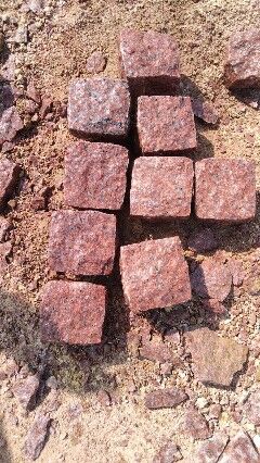 Faridabad, Materials, INR 23,  Red Granite Ka Pathar In Delhi NCR 9311658285