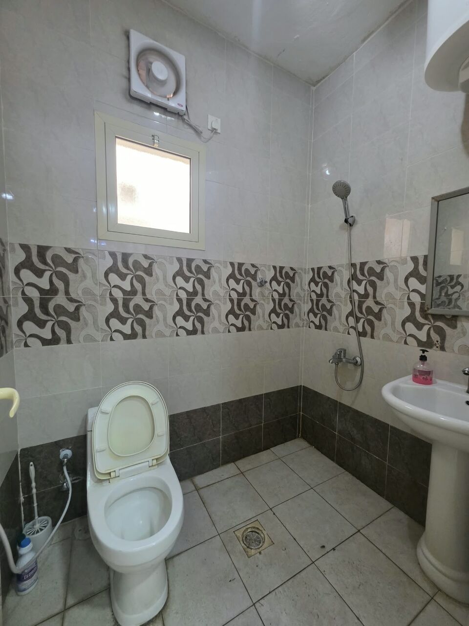 Khobar, Apartments, Flats, Houses & Villas, SAR 16500/year,  2 BR,  2 Bedrooms, A Living Room, 2 Bathrooms, And A Kitchen, Second Floor  Elevator, Available