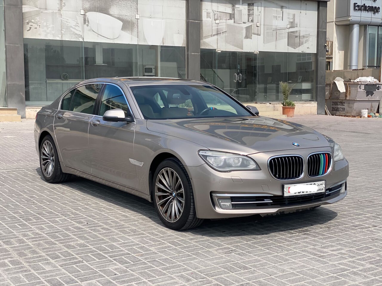 Manama, Vehicles, Cars & Trucks , BHD 3600,  BMW 730Li,  2015,  Automatic,  129900 KM,    (Silver)