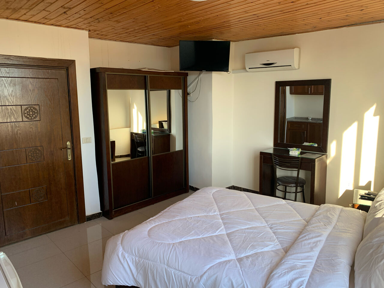 Amman, Apartments, Flats, Houses & Villas, JOD 190/month,  1 BR,  Cozy Studio For Rent Close To Jordan University And King Hussein Cancer Centre