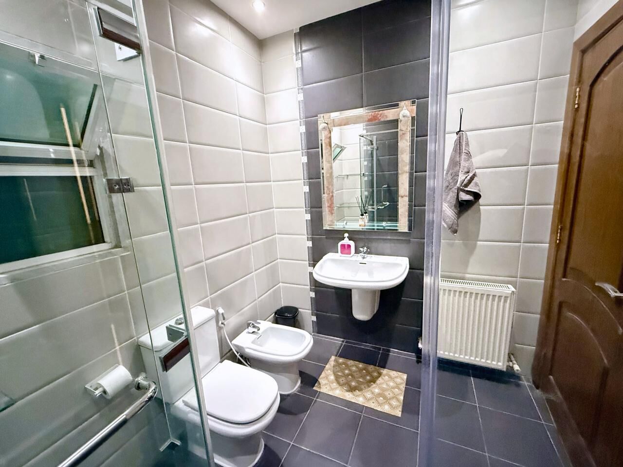 Amman, Apartments, Flats, Houses & Villas, JOD 15/year,  Furnished,  3 BR,  195 Sq. Meter,  Apartment For Rent In Al-Rabiyah