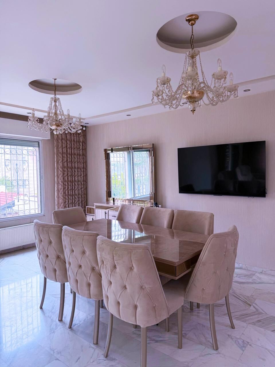 Amman, Apartments, Flats, Houses & Villas, JOD 15/year,  Furnished,  3 BR,  195 Sq. Meter,  Apartment For Rent In Al-Rabiyah