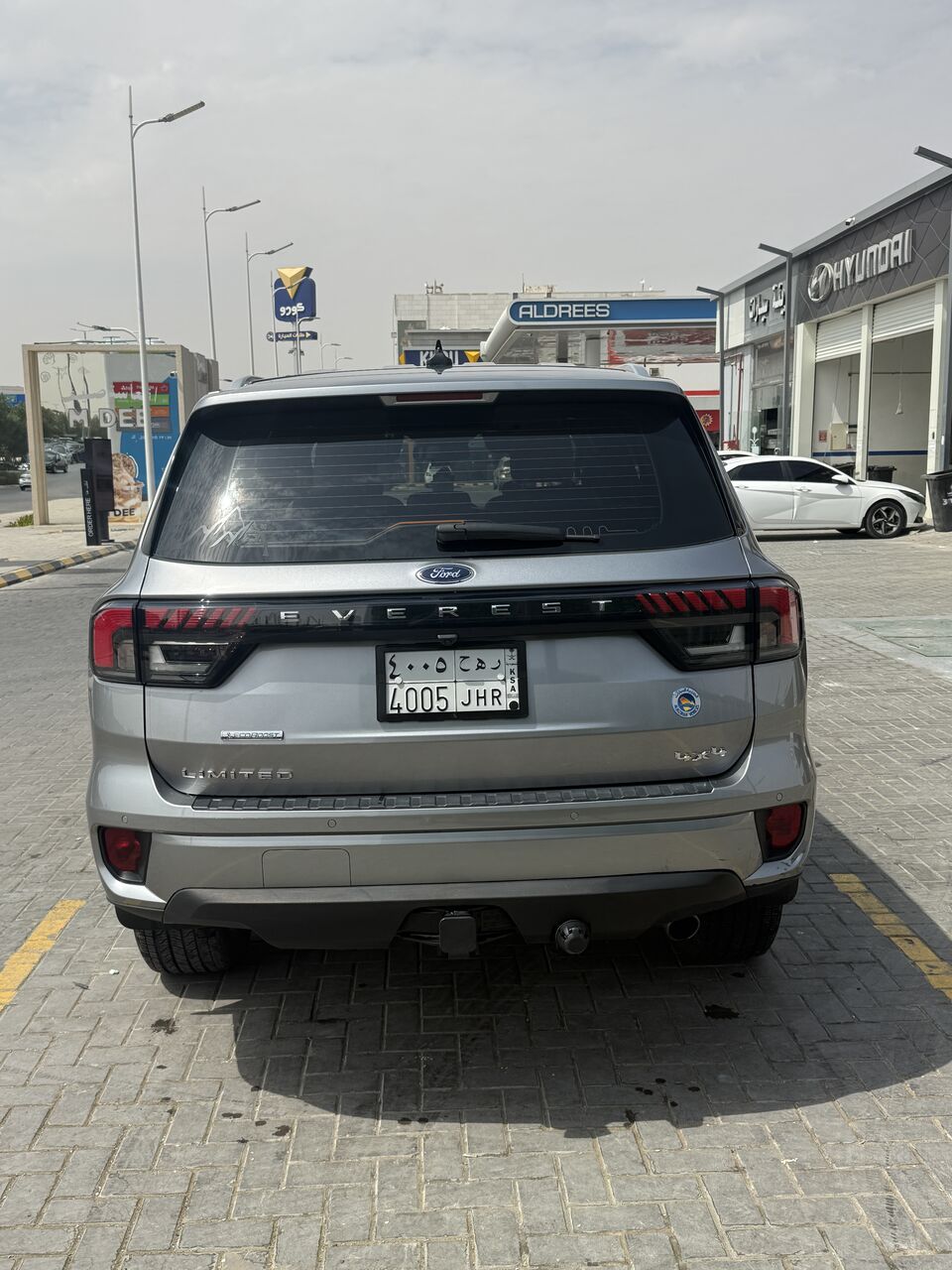 Riyadh, Vehicle Lease Transfer, SAR 165000,  Ford Everest Limited 2025 For Sale (Lease Transfer)f
