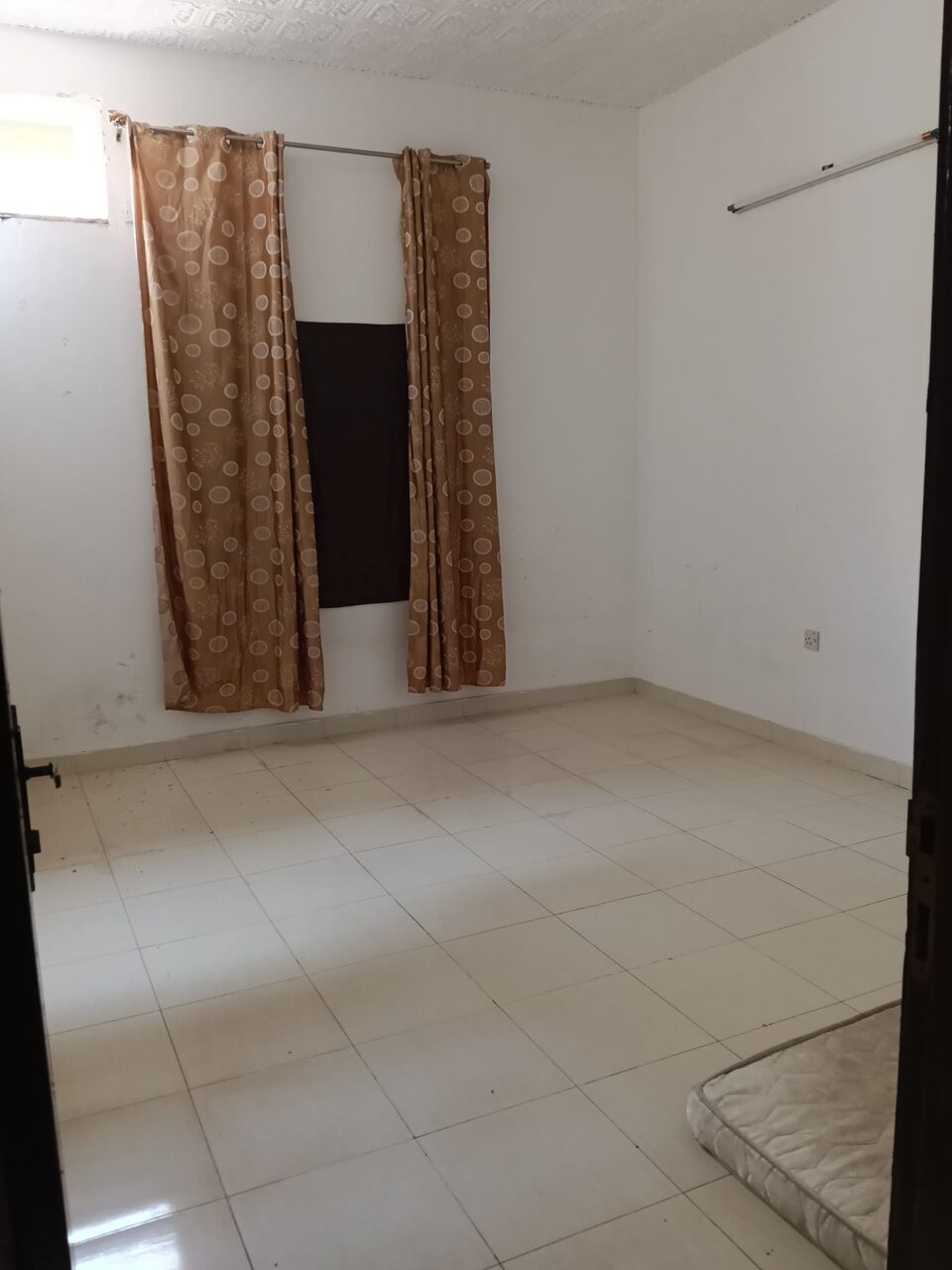Hoora, Apartments, Flats, Houses & Villas, BHD 200/month,  2 BR,  2 Bedroom Unfurnished Flat For Rent With Ewa
