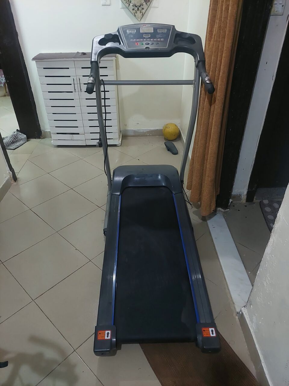 Riyadh, Electronics, SAR 550,  SALE TREAD MILL WITH GOOD CONDITION