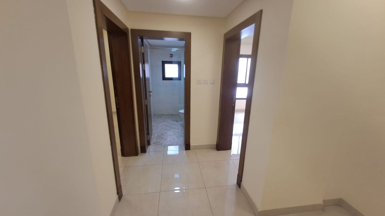 Manama, Apartments, Flats, Houses & Villas, BHD 290/month,  2 BR,  2Bhk Semi Furnished Flat For Rent Adaliya