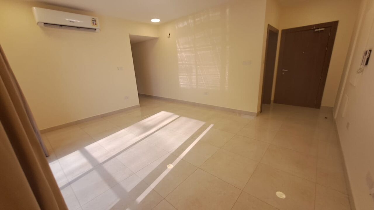 Manama, Apartments, Flats, Houses & Villas, BHD 290/month,  2 BR,  2Bhk Semi Furnished Flat For Rent Adaliya