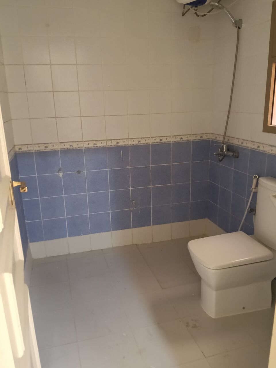 Ras Rumman, Apartments, Flats, Houses & Villas, BHD 350/month,  3 BR,  3 Bedroom Semi Furnished Flat For Rent With Ewa