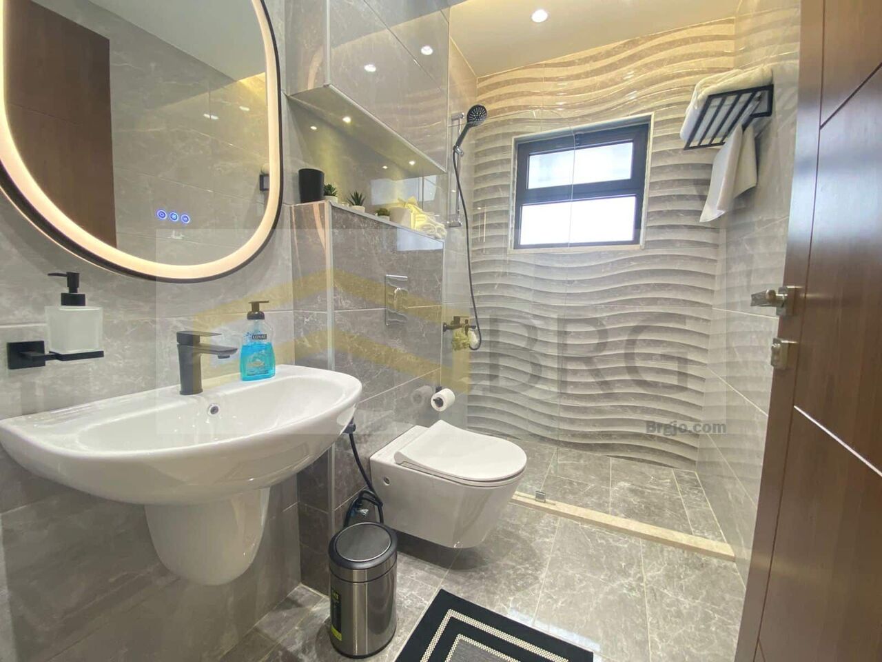 Abdoun, Apts/Flats Wanted, JOD 16000/year,  Furnished,  2 BR,  Abdoun. Your Private Garden Escape Awaits. ✨
