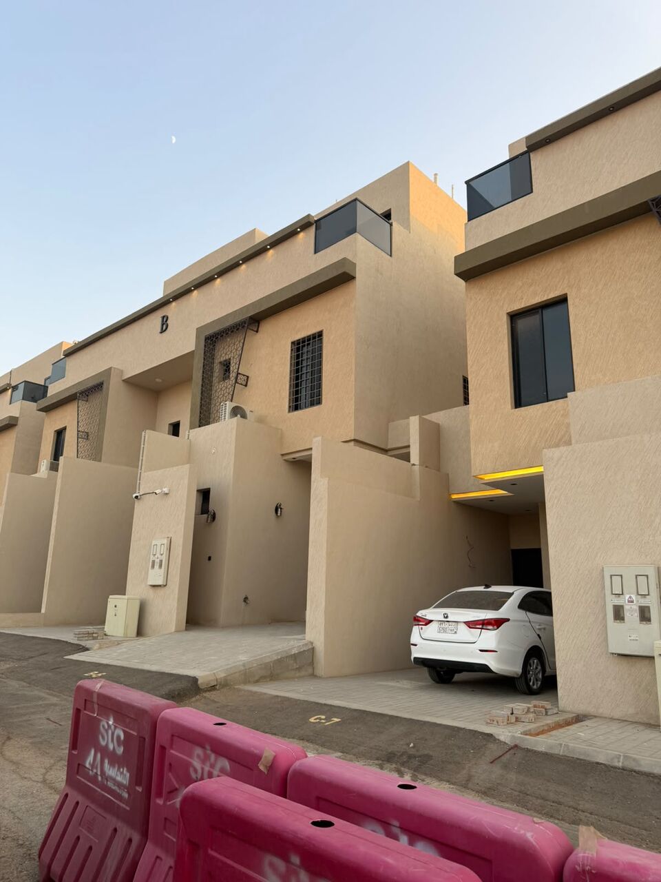 Al-Muzahmiya, Rooms for Rent, SAR 1700/month,  Furnished,  Fully Furnished Executive Bachelor Room Available