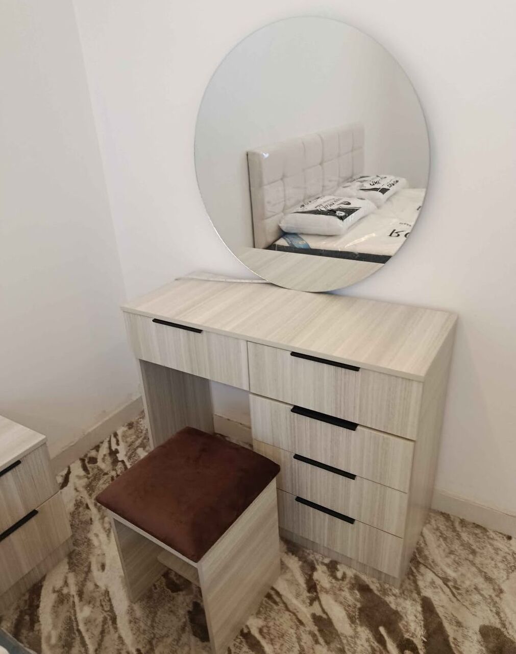 Jeddah, Furniture, SAR 5,  NEW Bedroom Set Available In Low Price