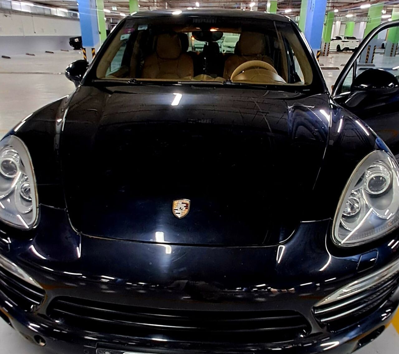 Riyadh, Vehicles, Cars & Trucks , SAR 81000,  Porsche Cayenne S,  2014,  Automatic,  185000 KM,