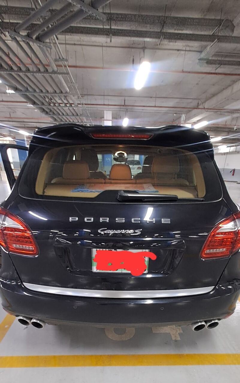 Riyadh, Vehicles, Cars & Trucks , SAR 81000,  Porsche Cayenne S,  2014,  Automatic,  185000 KM,