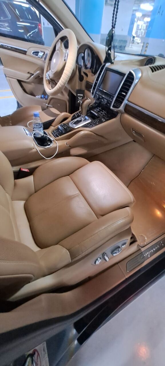 Riyadh, Vehicles, Cars & Trucks , SAR 81000,  Porsche Cayenne S,  2014,  Automatic,  185000 KM,