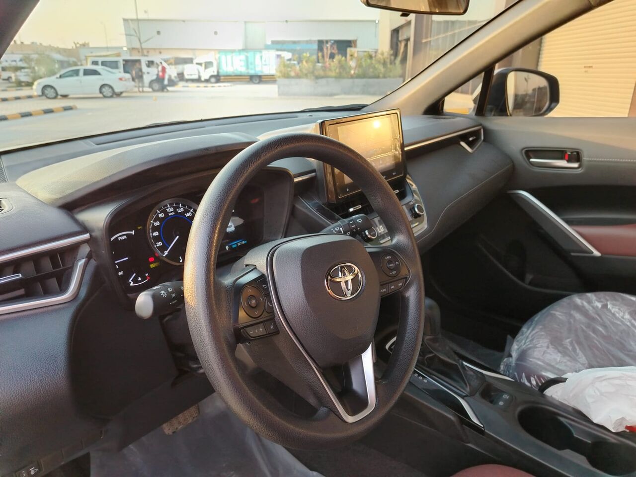 Riyadh, Vehicle Lease Transfer, SAR 123456,  Toyota Corolla Cross Hybrid - 2025