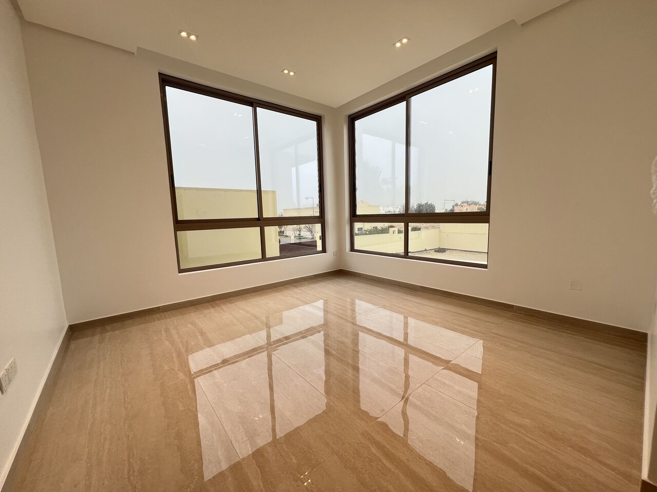 Janabiya, Villas, BHD 1000,  390 Sq. Meter,  4BR Villa In Janabiya | Pool & Gym | Near El Mercado Mall