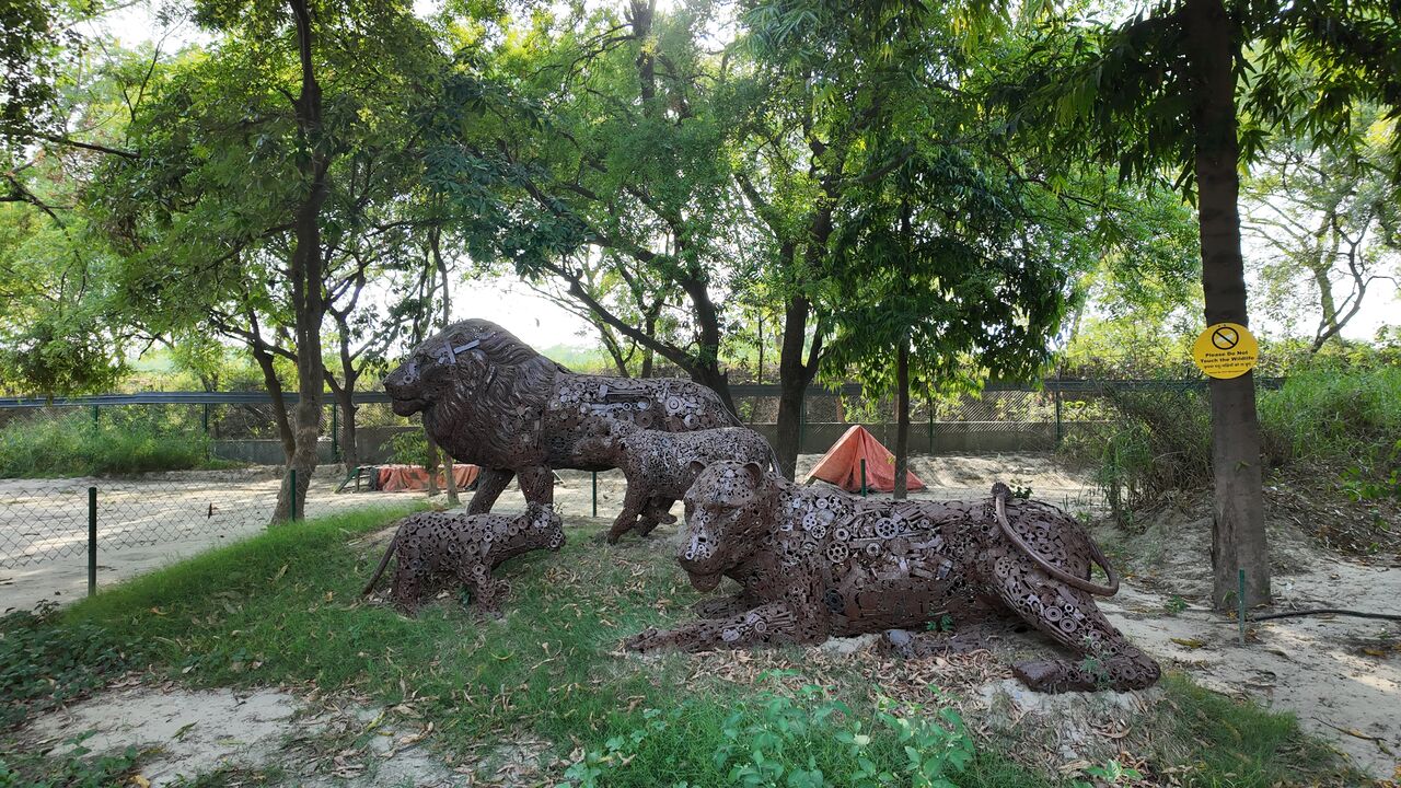 Noida, Farm/Garden, Jungle Trail Park Noida &ndash; Waste-to-Art Animal Sculptures, Adventure Rides
