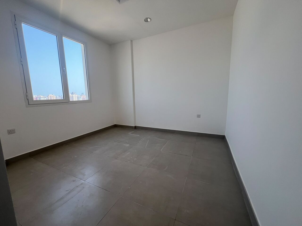 Salmiya, Apartments, Flats, Houses & Villas, KWD 370/month,  2 BR,  Apartments For Rent In Salmiya (expatriates Only)