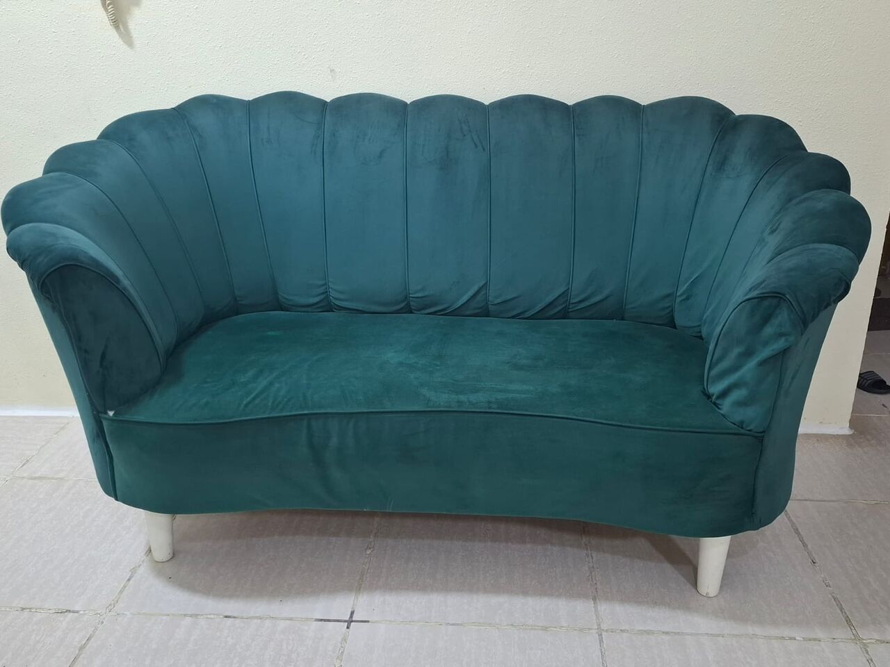 Dammam, Household Items, SAR 600,  PREMIUM SOFA SET, SAMSUNG 32 INCHES TV, NEW WHEELCHAIR & COMFORTABLE FOLDING BEACH CHAIRS