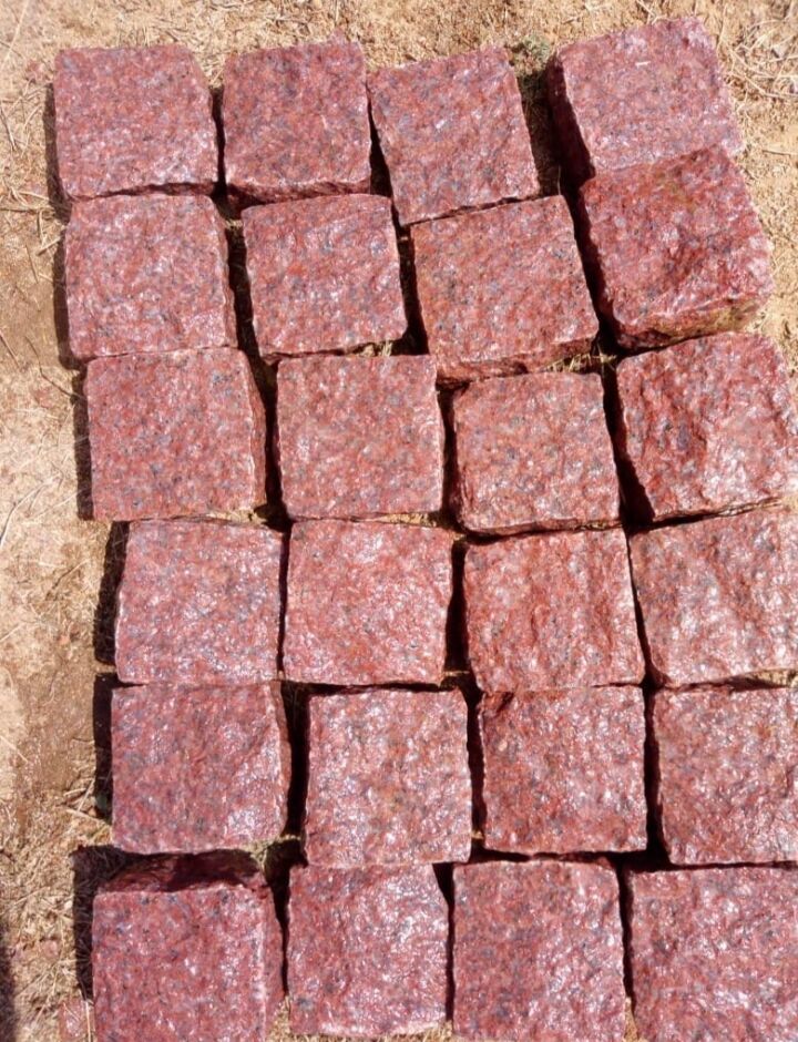 Faridabad, Materials, INR 23,  Red Granite Cobblestone Hand Cut In Delhi NCR 9311658285