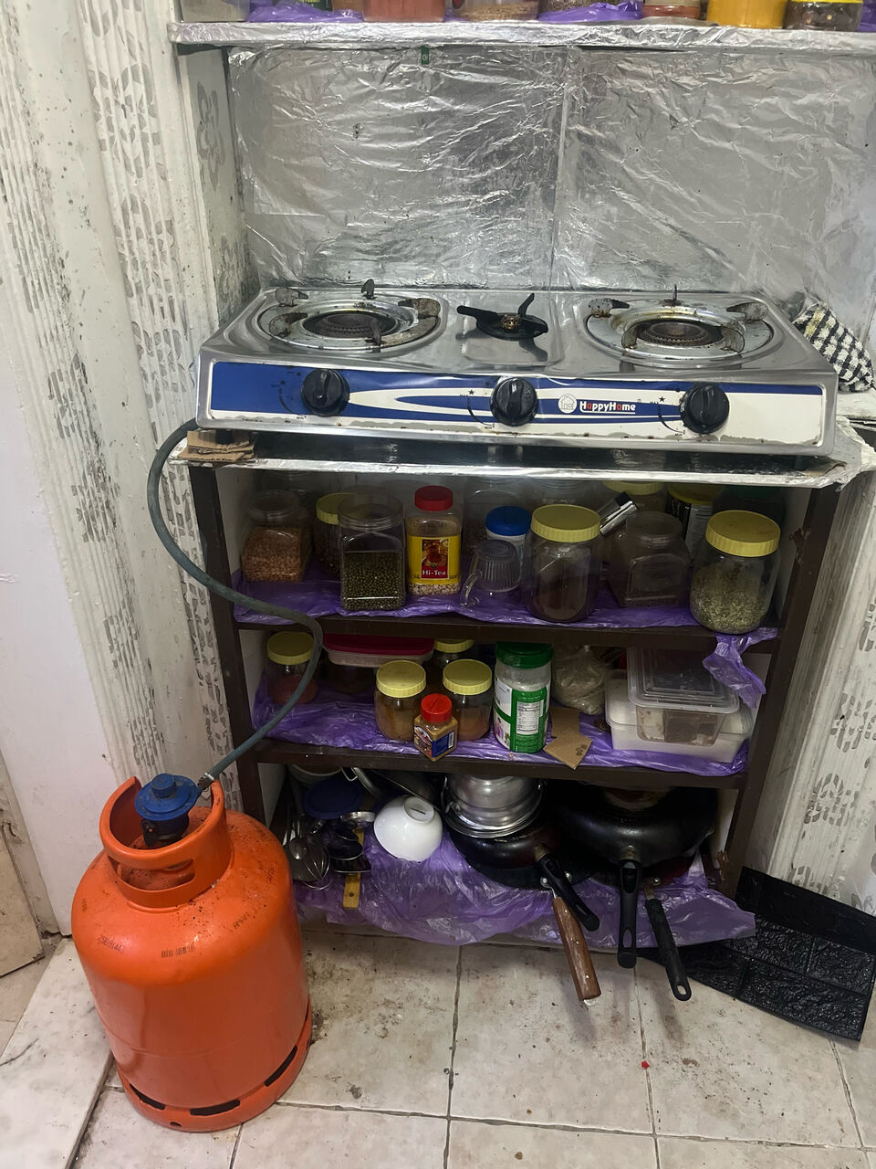 Jeddah, Items Wanted, Gas Cylinder , Regulator & Stove For Sale 220 SR