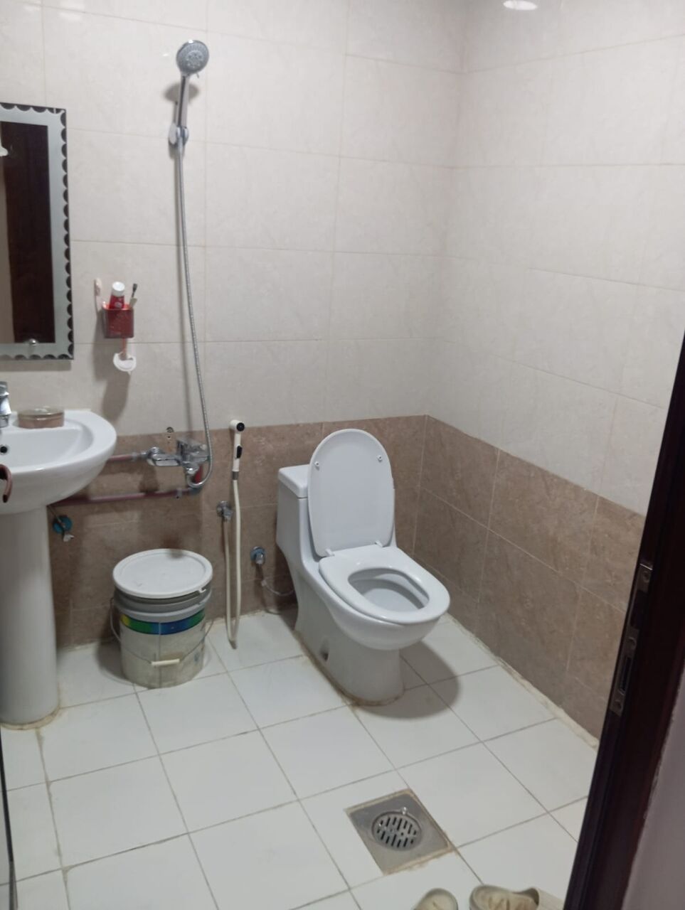 Al Adama, Rooms for Rent, SAR 850/month,  Fully Furnished Room With Separate Washroom