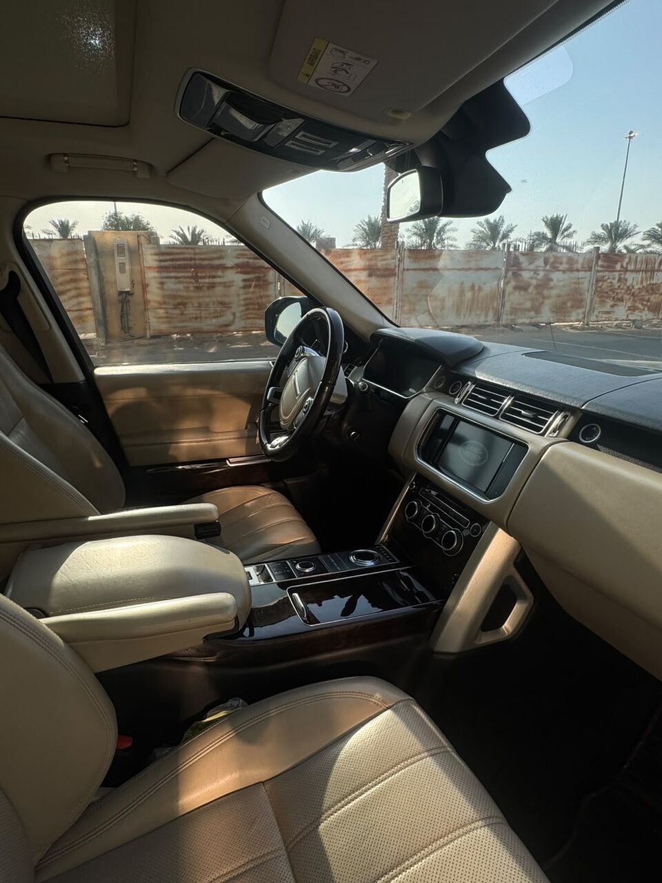 Riyadh, Vehicles, Cars & Trucks , SAR 107000,  Land Rover Range Rover VOGUE,  2016,  Automatic,  132000 KM,