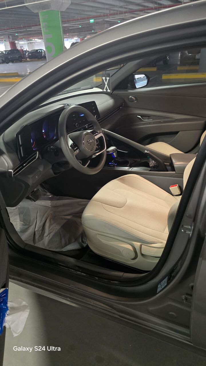 Riyadh, Vehicles, Cars & Trucks , SAR 46000,  Hyundai Elantra Smart 1.6L,  2022,  Automatic,  96400 KM,