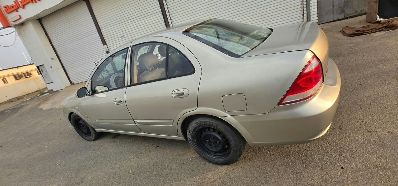 Jizan, Vehicles, Cars & Trucks , SAR 10000,  Nissan Sunny,  2009,  Manual,  175000 KM,   ,175000KM , 10000 Sar Clean Exterior And Interiior