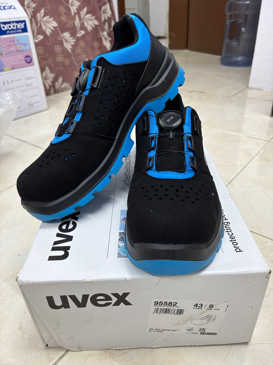 Jubail, Clothing & Accessories, SAR 225,  UVEX Safety Shoe For Sale !!!